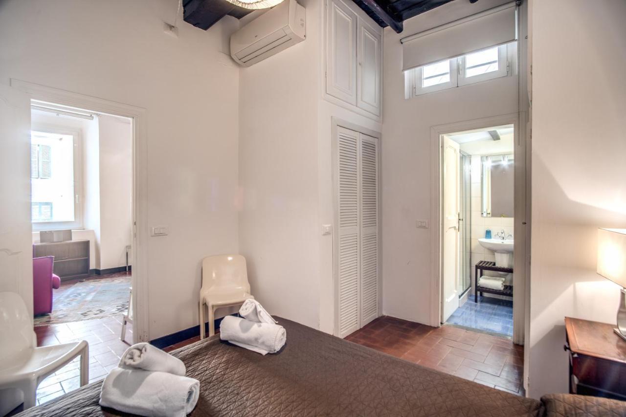 Lovely Flat In The Heart Of Trastevere Rome Bagian luar foto